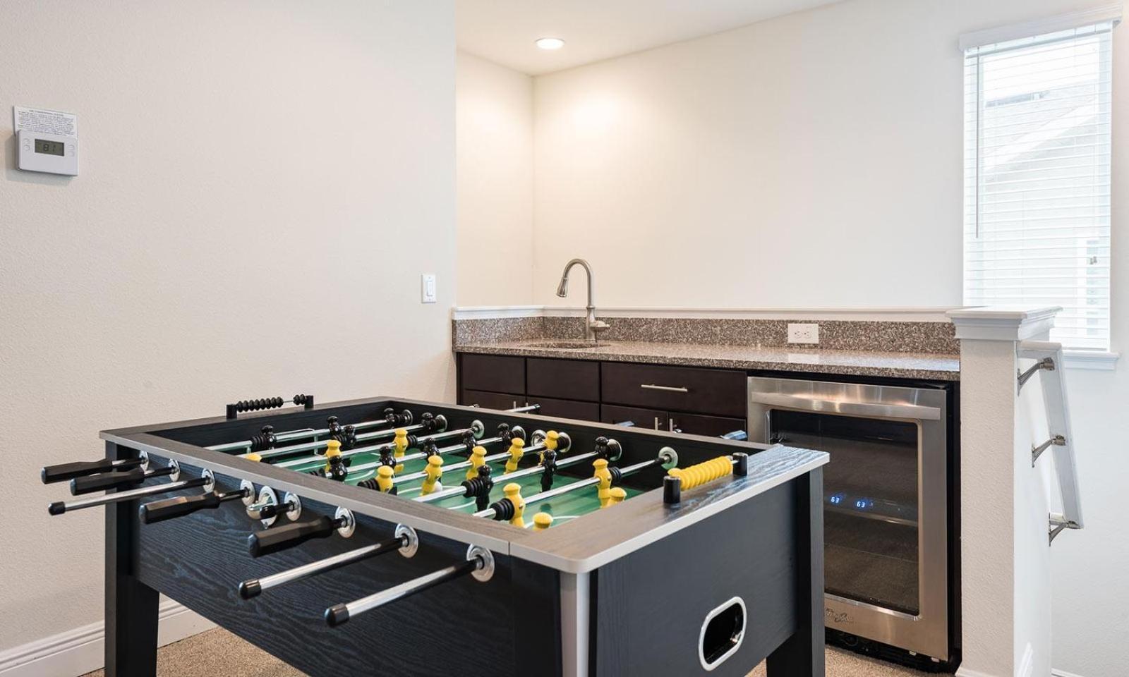 Holiday home Luxurious 11 Bdrm With Tiki Themed Game At Encore Orlando