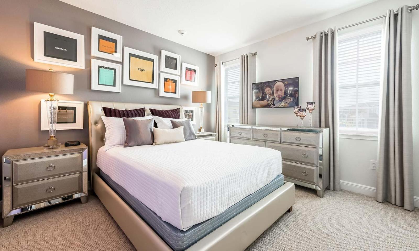 Spacious 11 Bdrm With Theater At Encore Holiday home