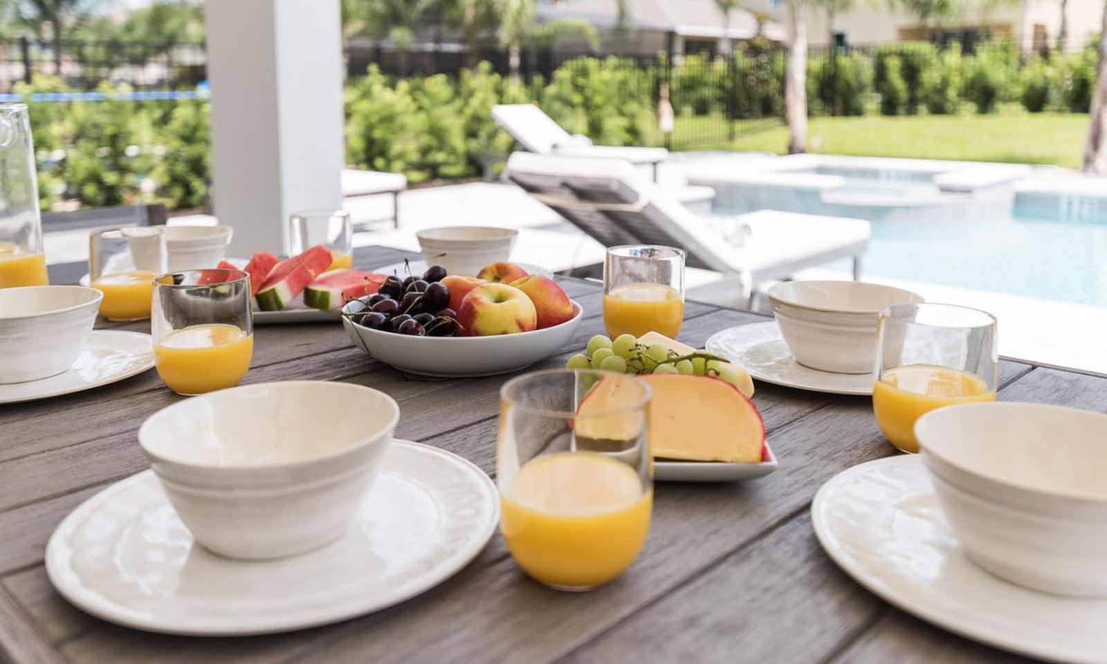 Ultra-modern 5 Bdrm With Games At Encore Holiday home Orlando