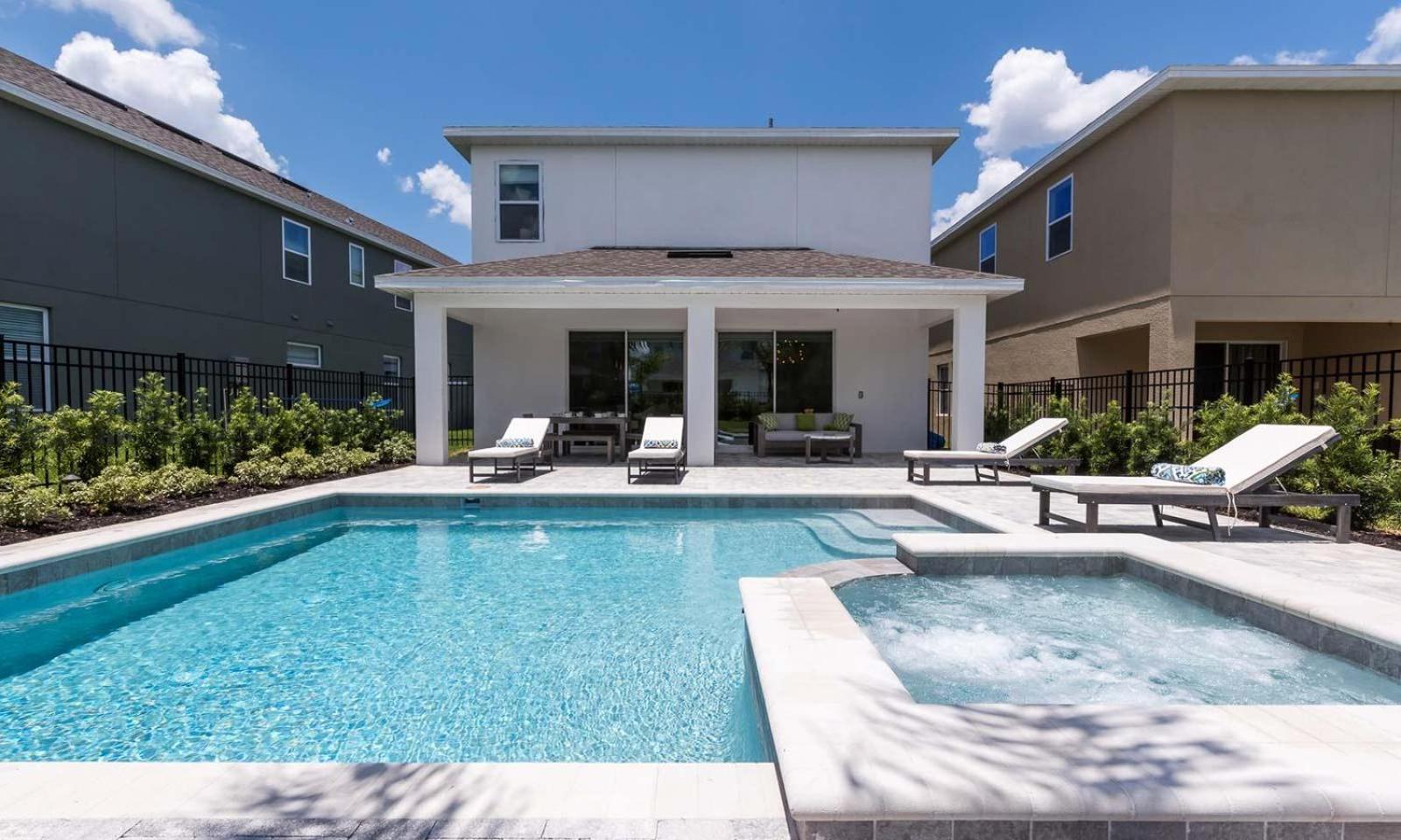 Ultra-modern 5 Bdrm With Games At Encore *