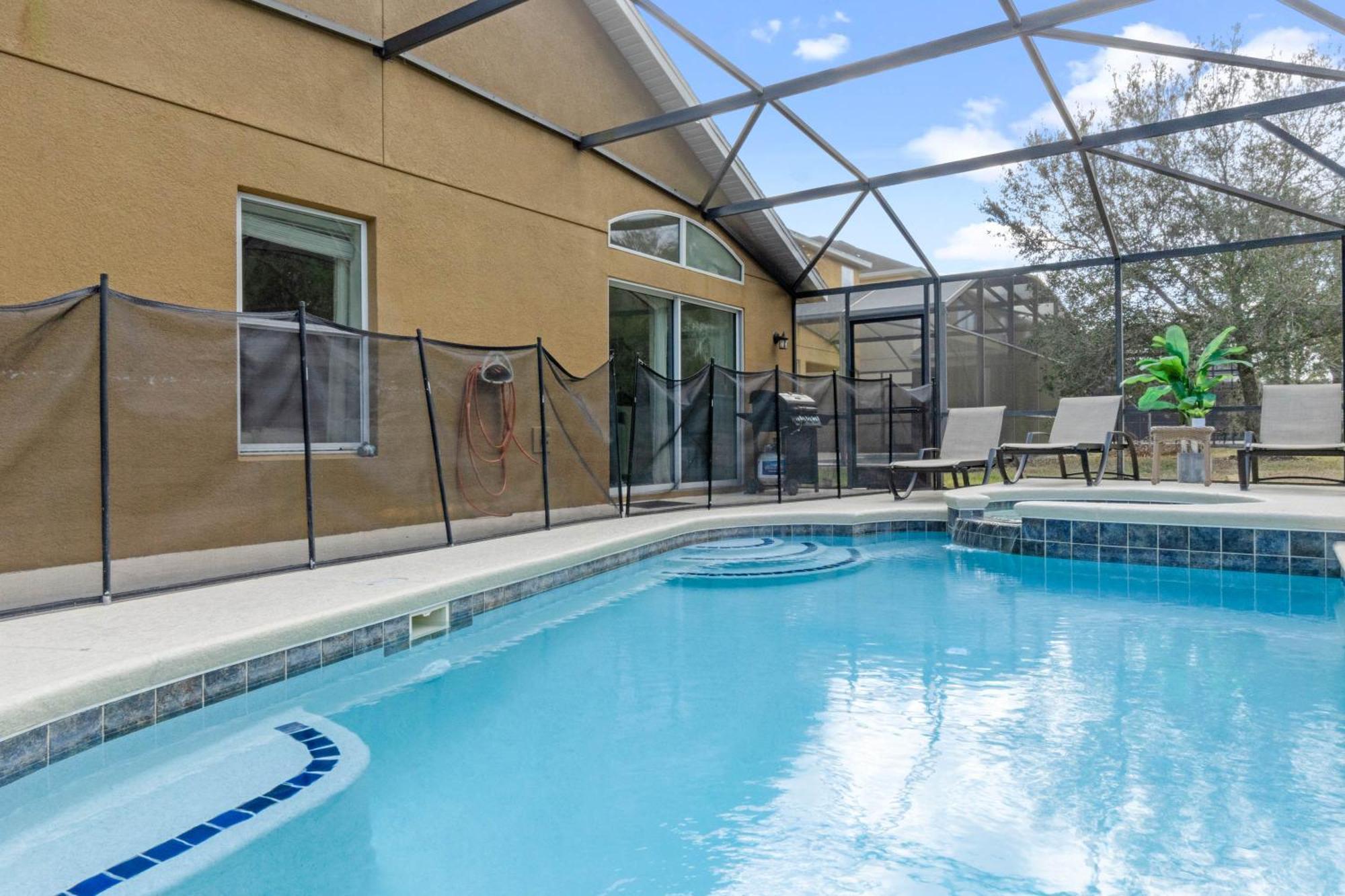Holiday home 5 Bedrooms - 3 Bathrooms - Veranda Palms 4458 Np *
