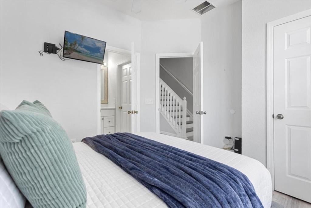 3 Bedrooms - 3 Bathrooms - Windsor Hills 2554 Ml Holiday home *