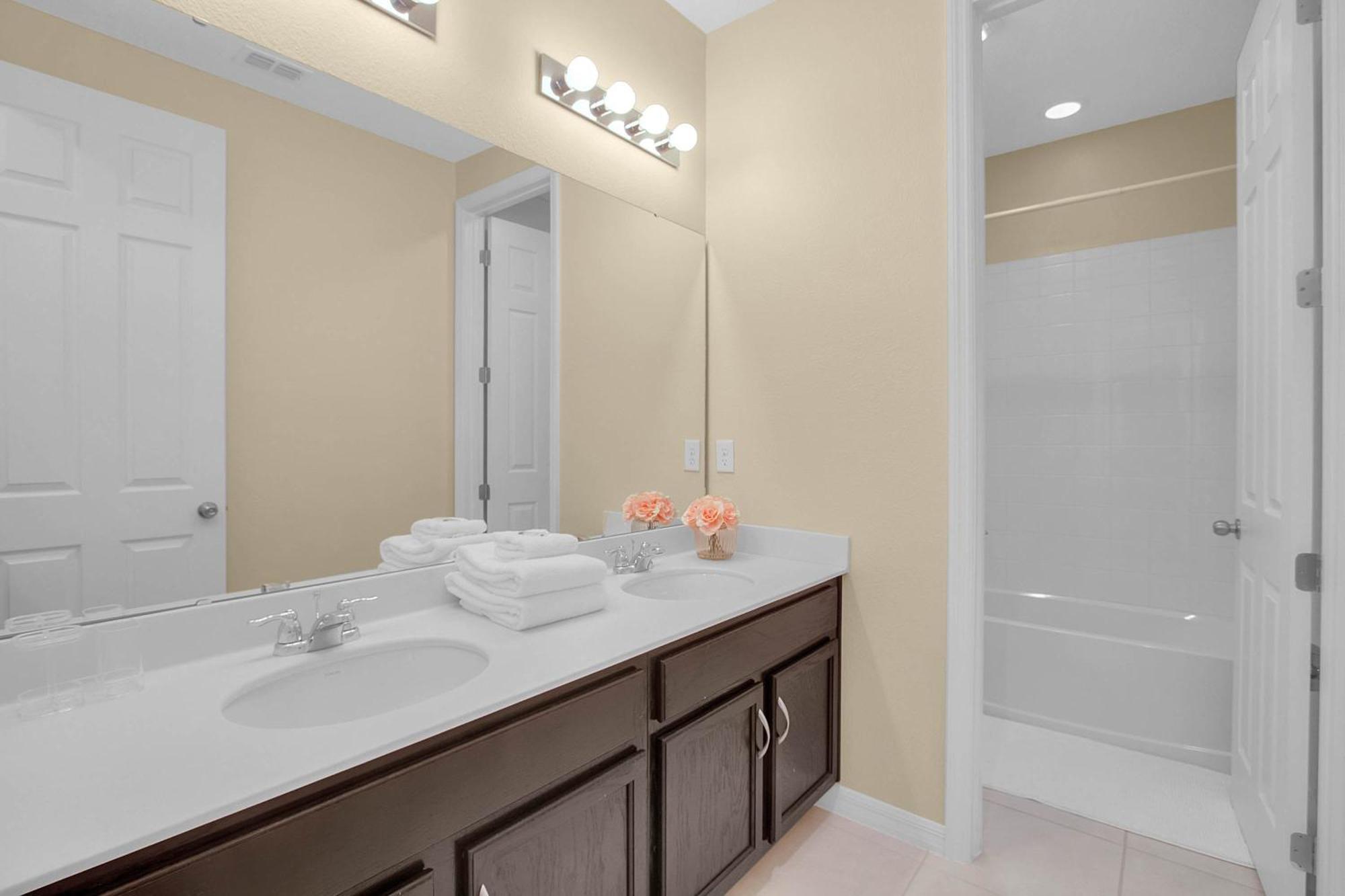 7 Bedrooms - 6,5 Bathrooms - Solara 9024 Fk * Orlando