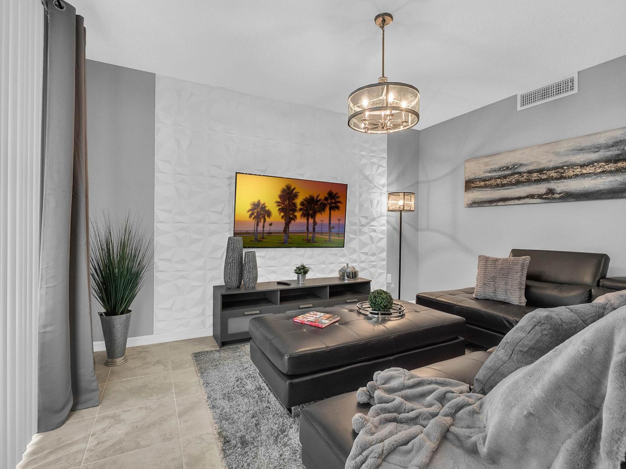 2 Bedrooms - 2 Bathrooms - Storey 3120-106 Pc *