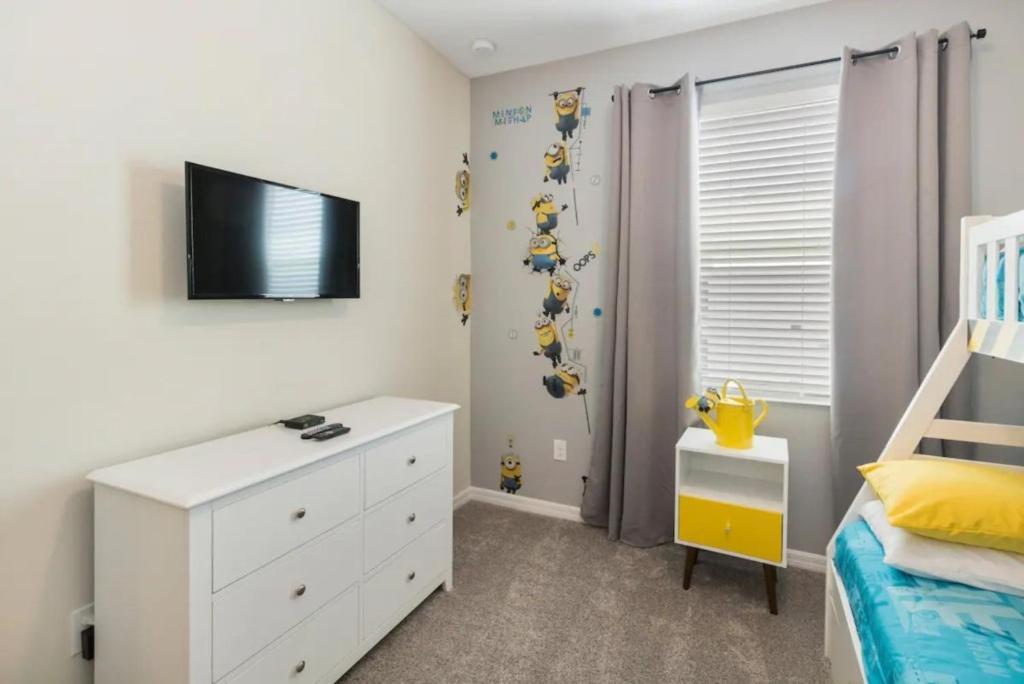 Apartment 3 Bedrooms - 2 Bathrooms - Storey 4751-308 Ct *