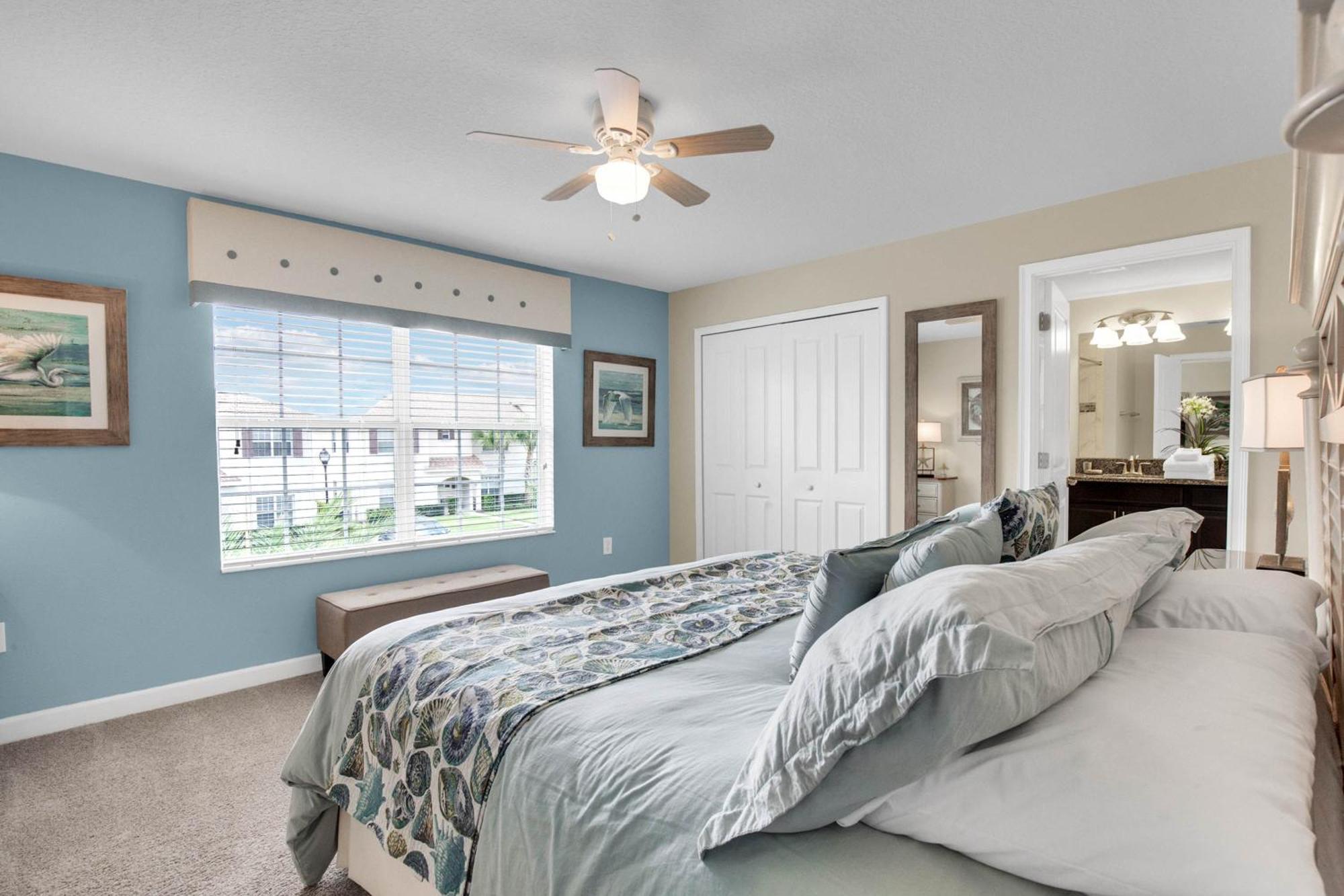 4 Bedrooms - 3 Bathrooms - Storey 3150 Pp *