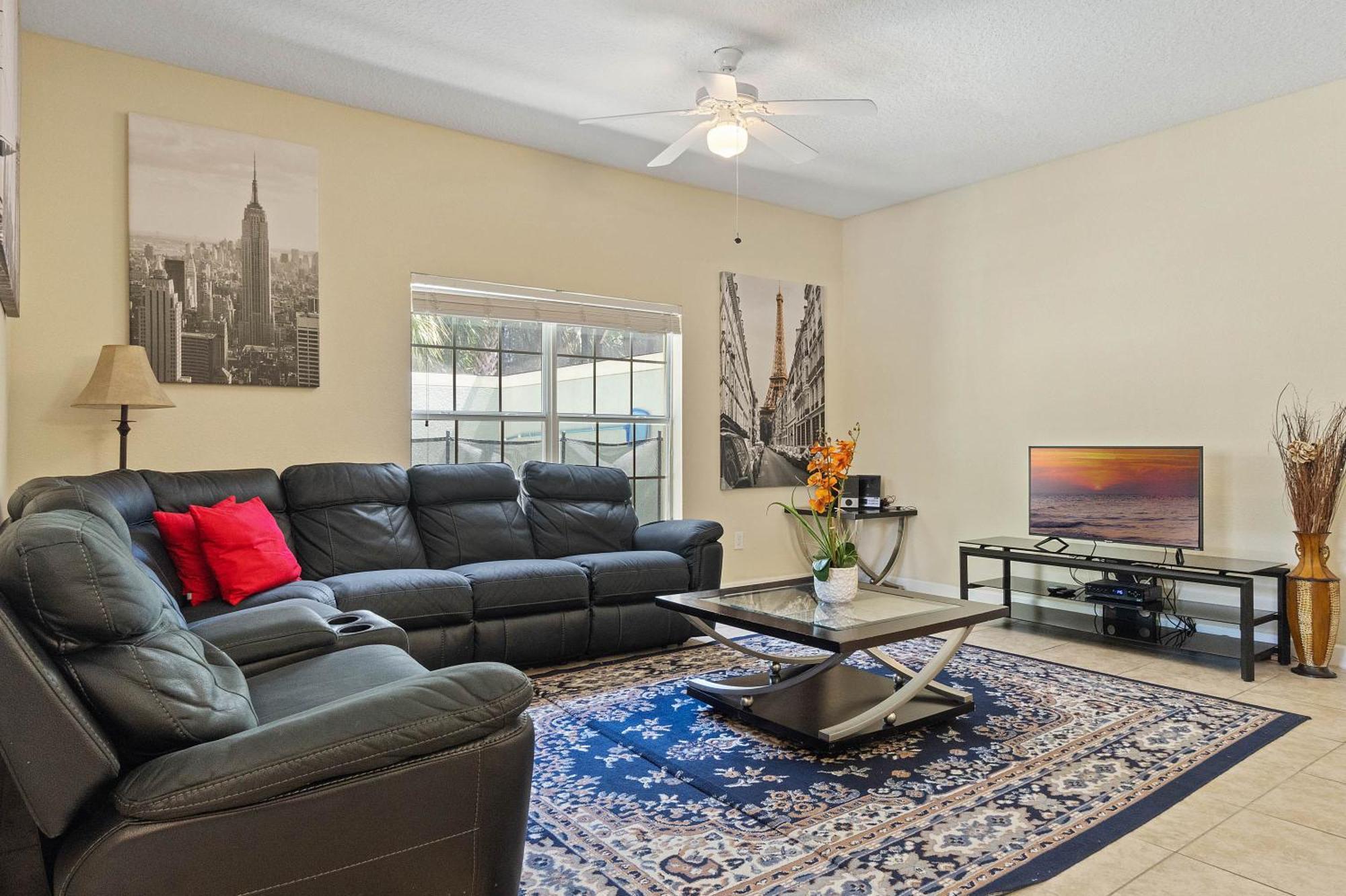 Holiday home 5 Bedrooms - 4 Bathrooms - Paradise Palms 2979 Bp *