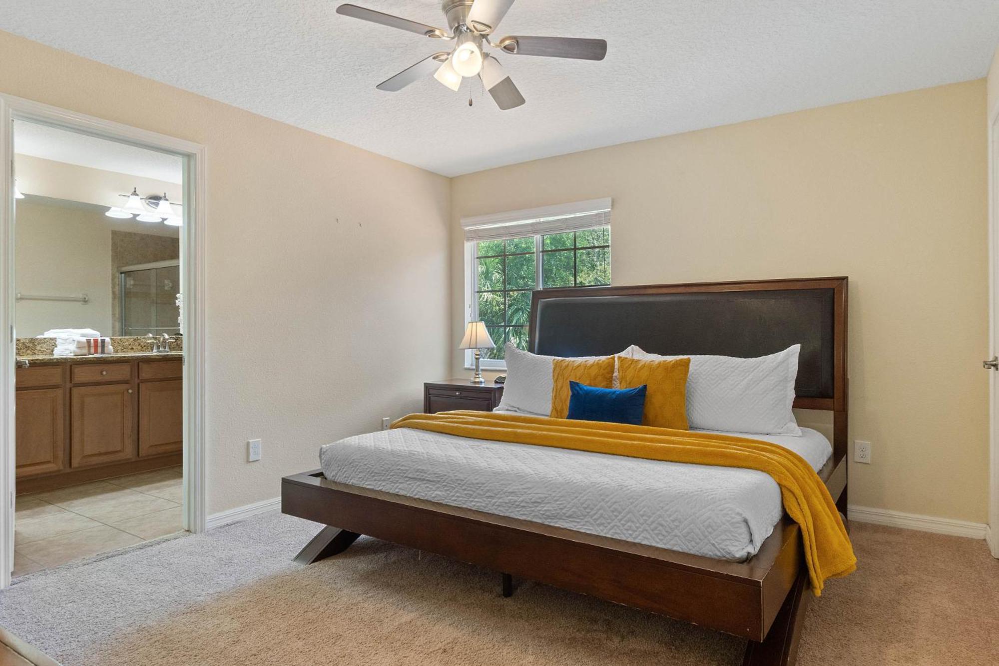 5 Bedrooms - 4 Bathrooms - Paradise Palms 2979 Bp