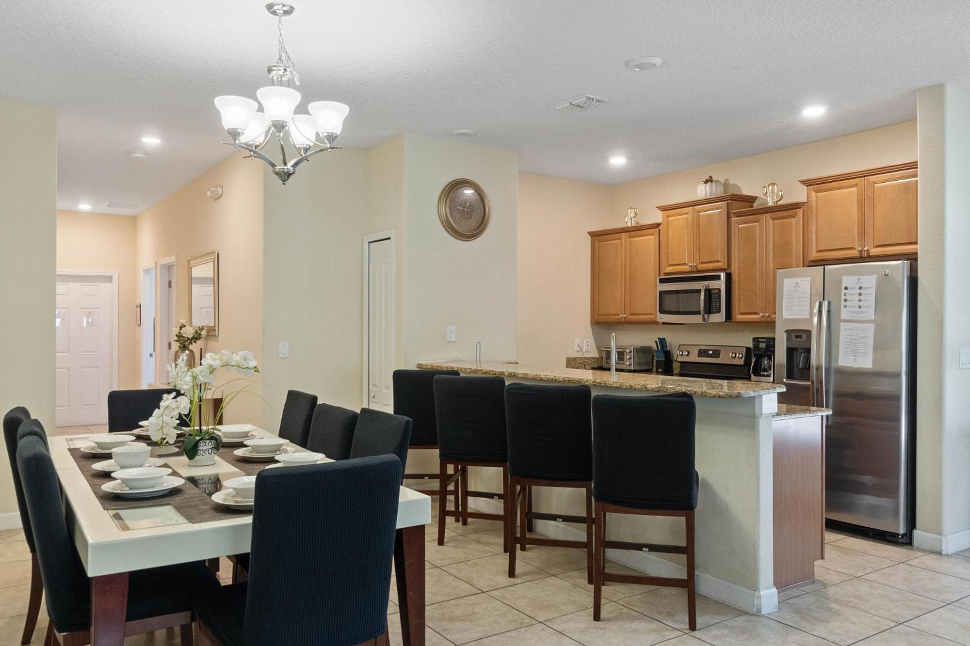 5 Bedrooms - 4 Bathrooms - Paradise Palms 2979 Bp Orlando