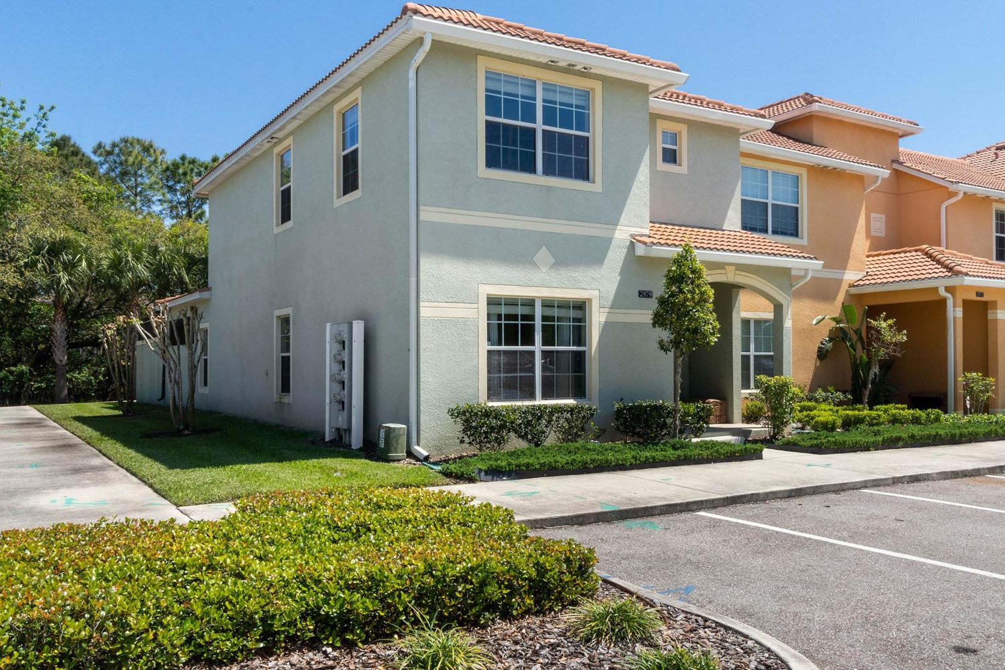 Holiday home 5 Bedrooms - 4 Bathrooms - Paradise Palms 2979 Bp *