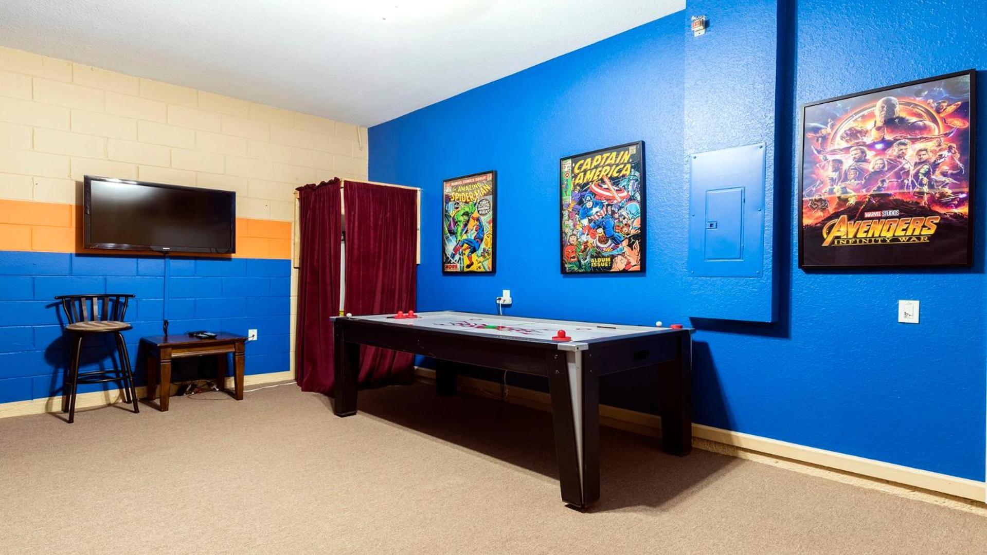 With Lakeview Close To W Pool *