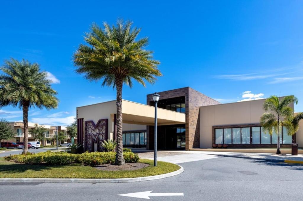 4 Bedroom- 4,5 Bathroom Magic Village 7603 Rd * Orlando