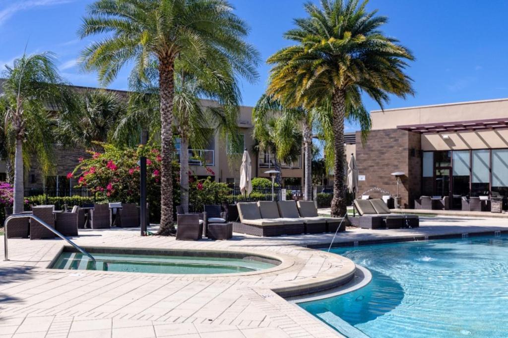 4 Bedroom- 4,5 Bathroom Magic Village 7603 Rd Holiday home Orlando