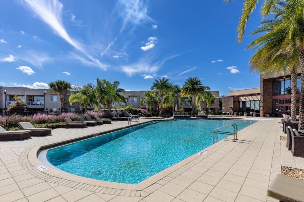 4 Bedroom- 4,5 Bathroom Magic Village 7603 Rd * Orlando