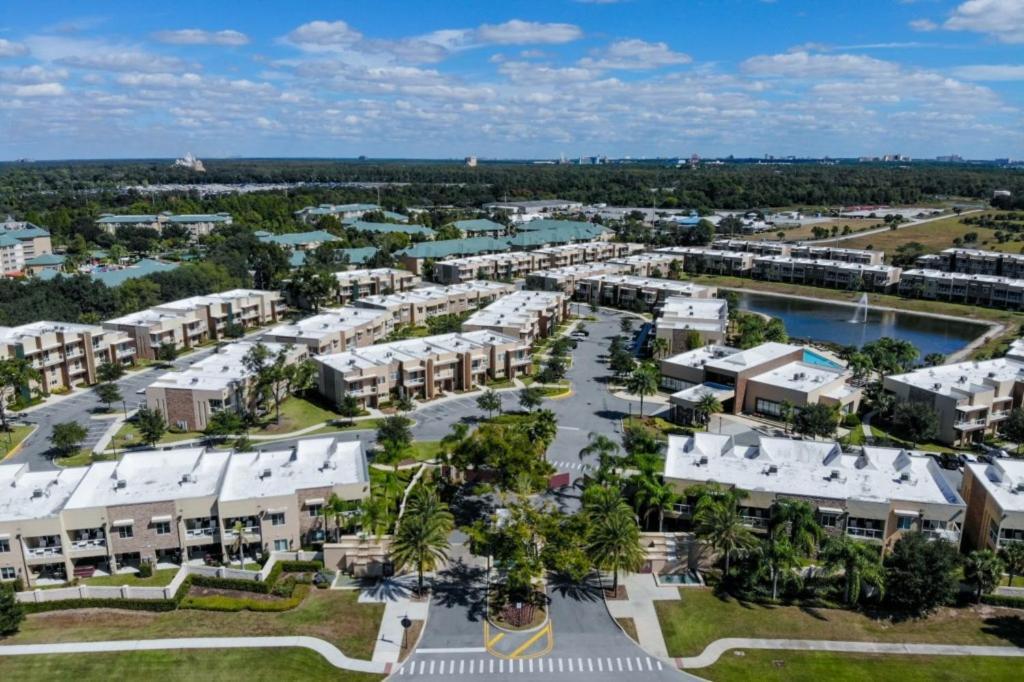 Holiday home 4 Bedroom- 4,5 Bathroom Magic Village 7603 Rd Orlando