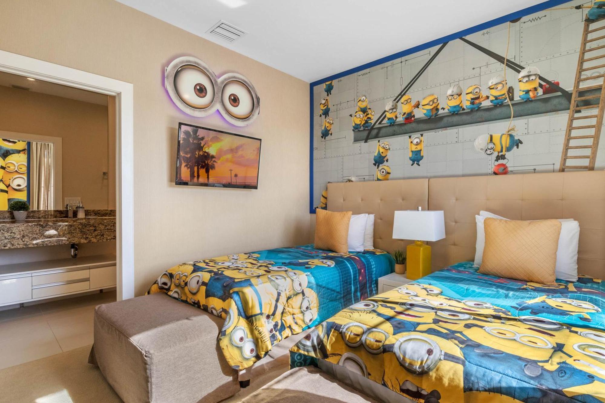 4 Bedroom- 4,5 Bathroom Magic Village 7603 Rd * Orlando