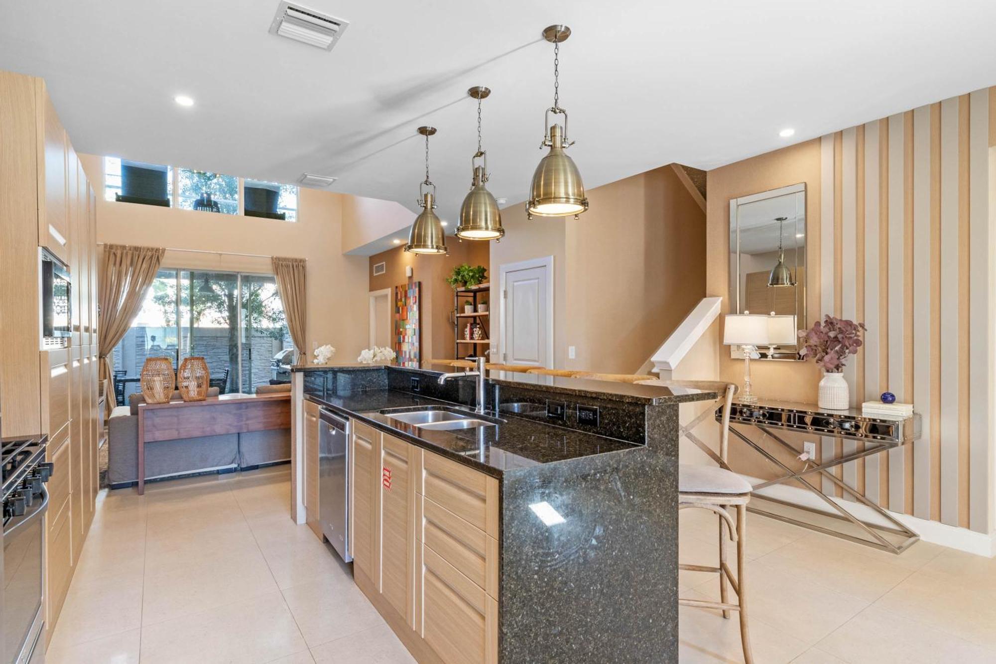 4 Bedroom- 4,5 Bathroom Magic Village 7603 Rd