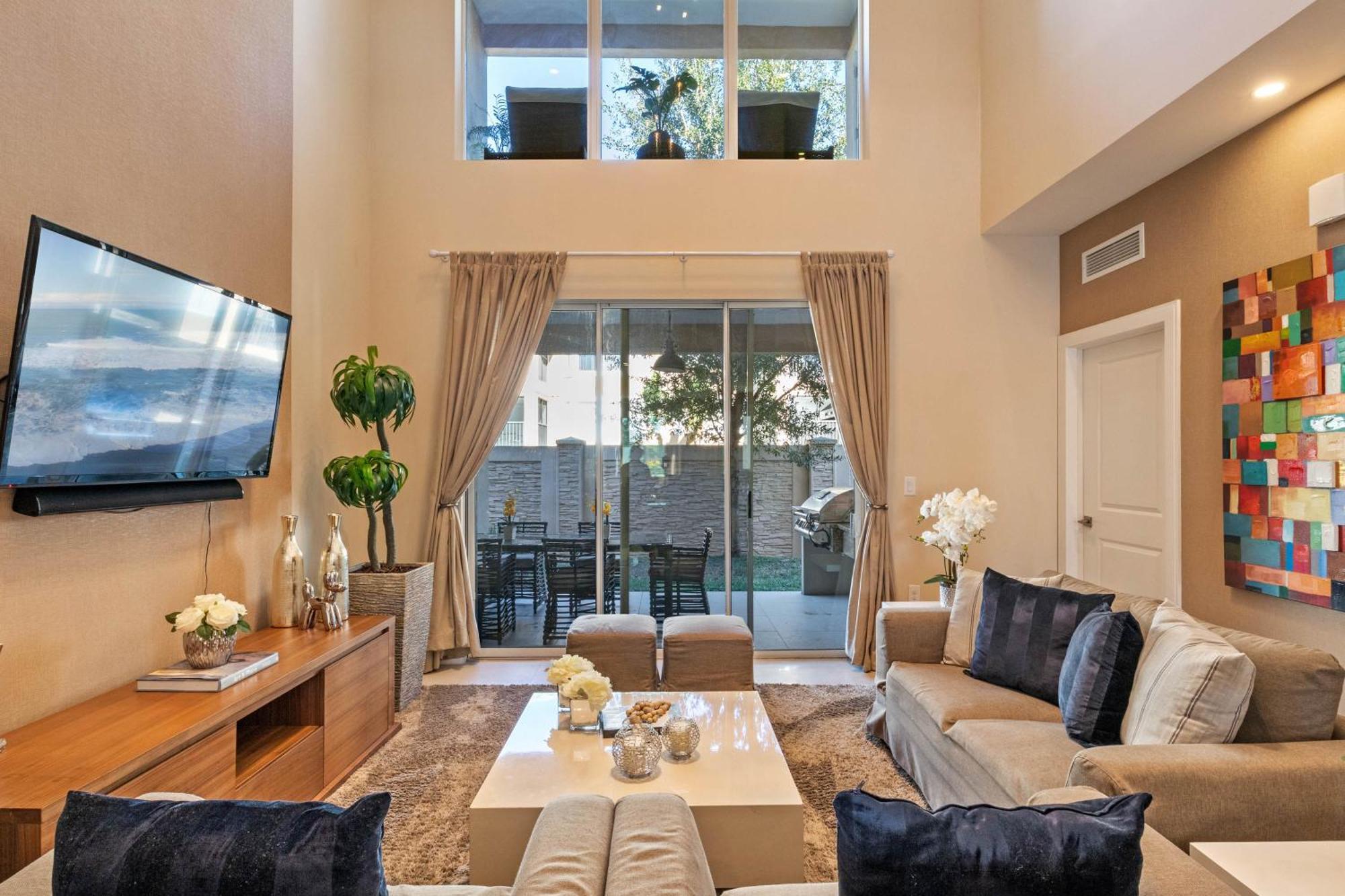 4 Bedroom- 4,5 Bathroom Magic Village 7603 Rd Holiday home