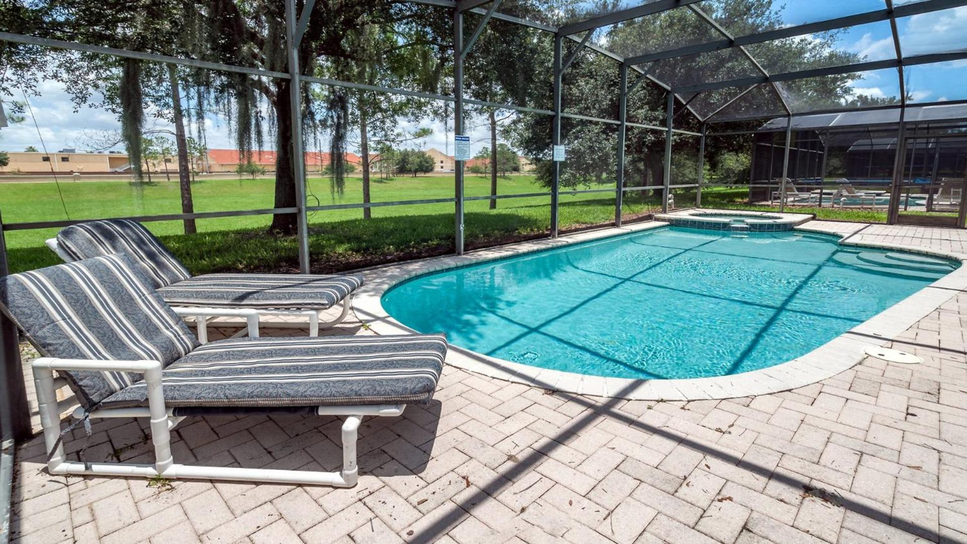 Holiday home Greenview 5br/5ba Pool/spa 2 Miles