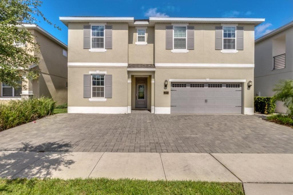 8 Bedroom- 6,5 Bathroom Encore 7683 Fd Orlando