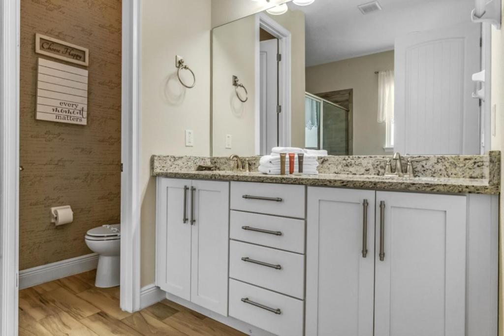 8 Bedroom- 6,5 Bathroom Encore 7683 Fd Orlando