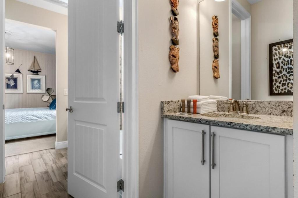 8 Bedroom- 6,5 Bathroom Encore 7683 Fd