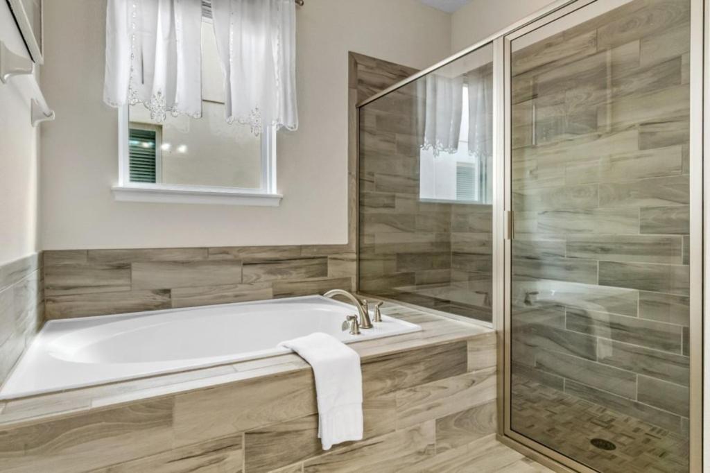 Holiday home 8 Bedroom- 6,5 Bathroom Encore 7683 Fd *