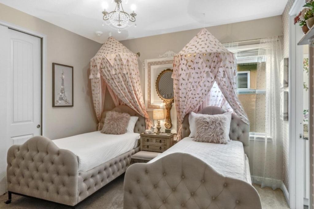 Holiday home 8 Bedroom- 6,5 Bathroom Encore 7683 Fd