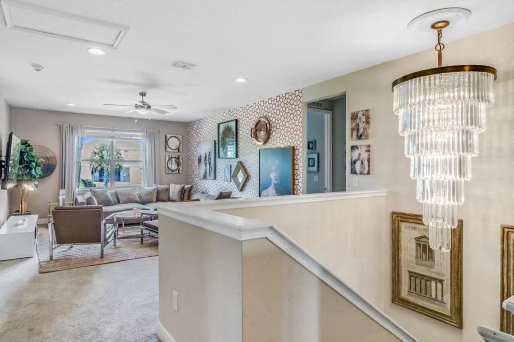 8 Bedroom- 6,5 Bathroom Encore 7683 Fd Holiday home *