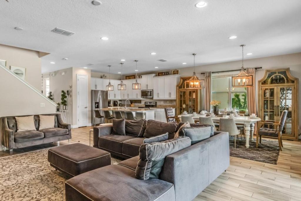 Holiday home 8 Bedroom- 6,5 Bathroom Encore 7683 Fd Orlando