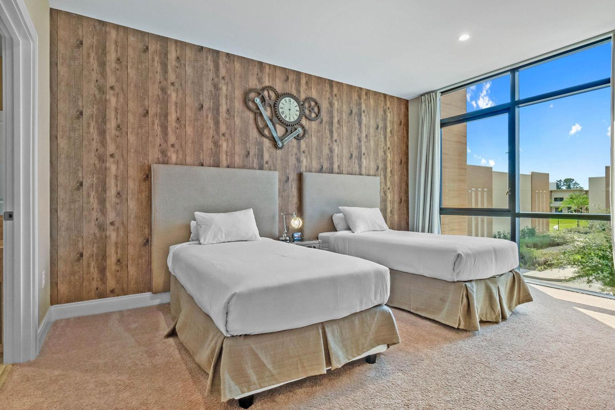 4 Bedroom - 5 Bathroom Magic Village 7575 Bd Holiday home