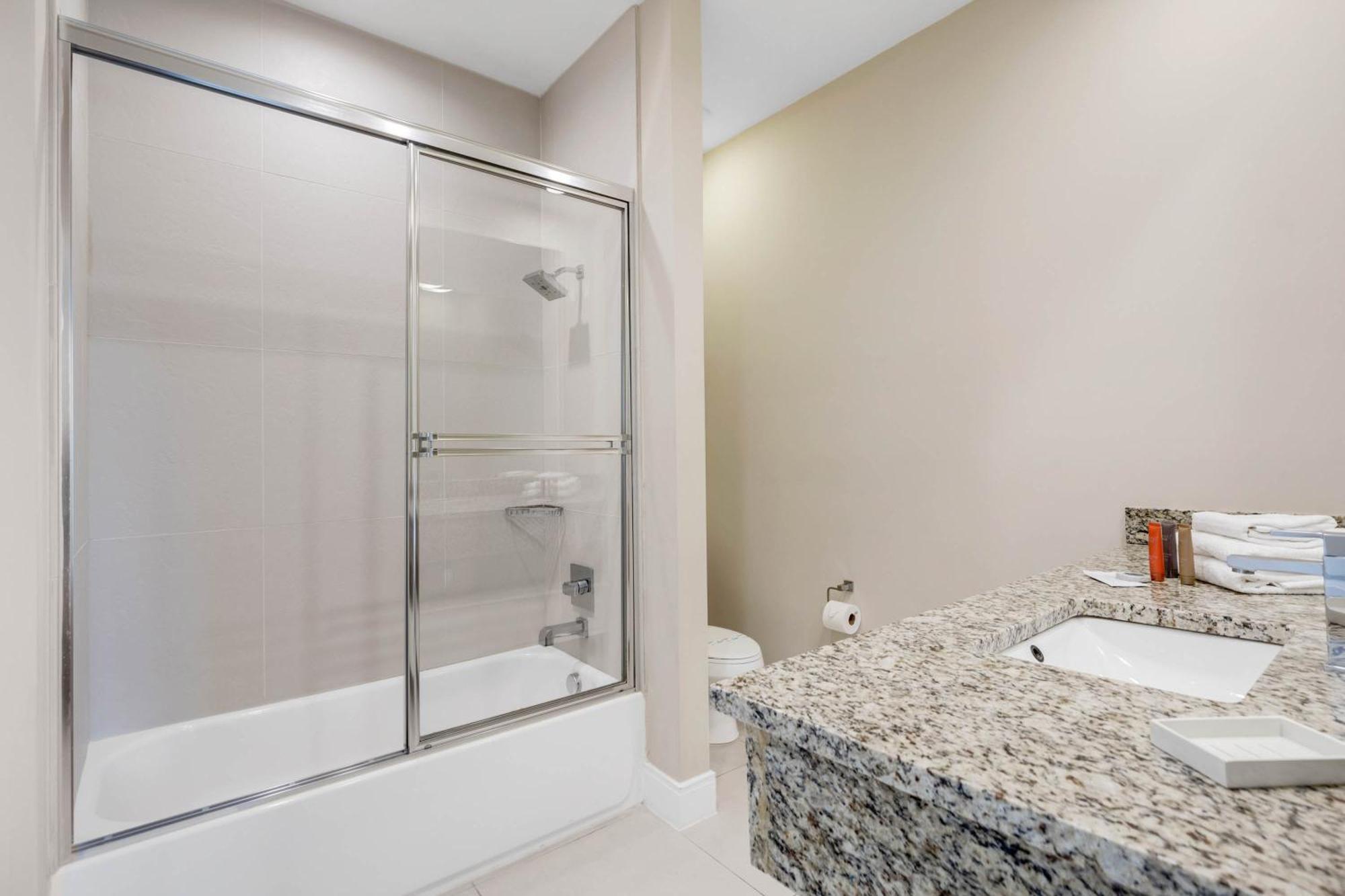3 Bedroom- 3,5 Bathroom Magic Village 7669 Rd Holiday home *