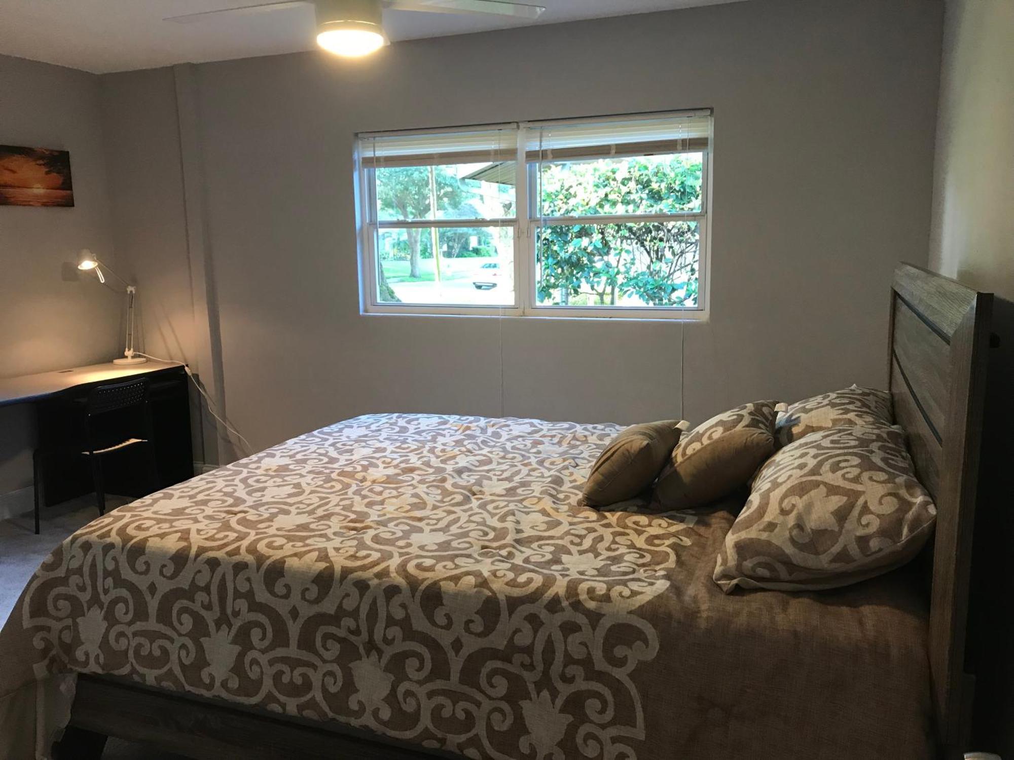 Guest house A Away From *