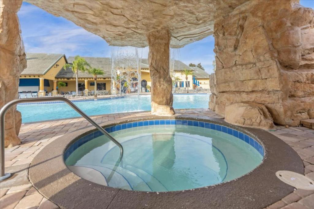 Holiday home 5 Bedrooms - 4 Bathrooms - Paradise Palms 2979 Bp *