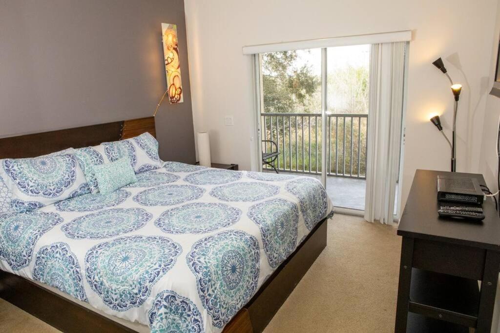 Apartment Affordable 3 Miles From And Golf! *
