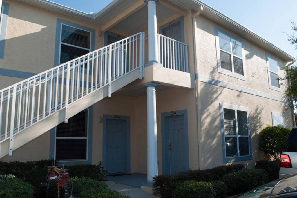 Affordable 3 Miles From And Golf! Apartment Orlando