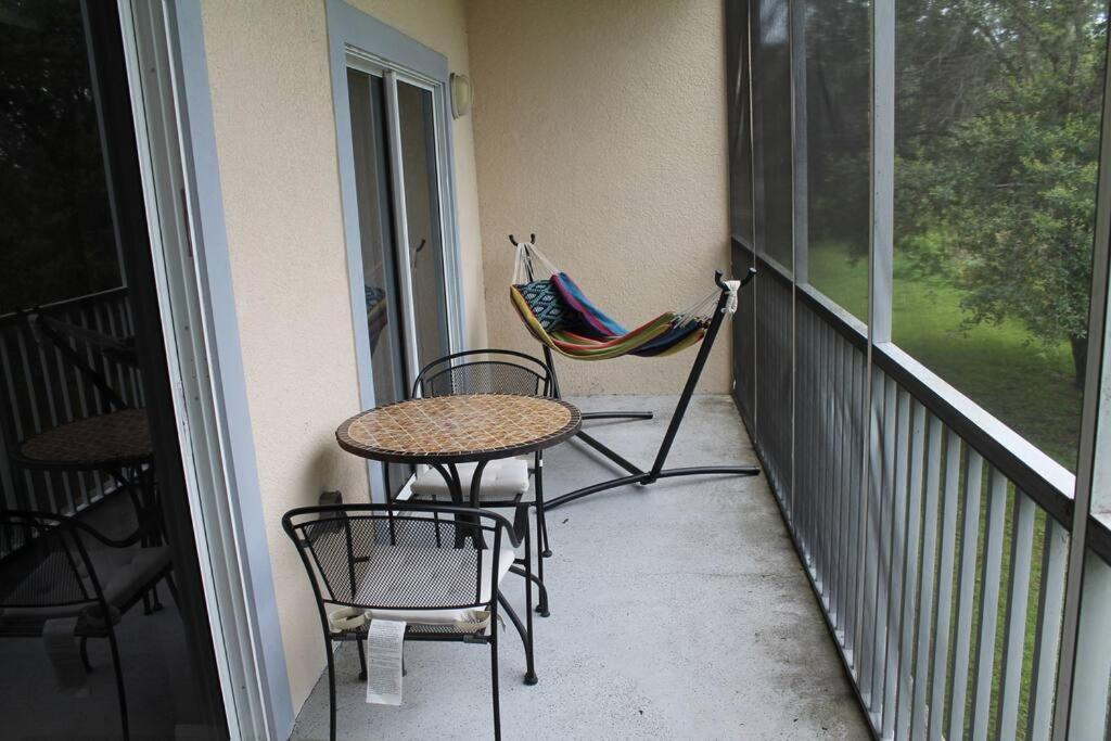 Apartment Affordable 3 Miles From And Golf! *