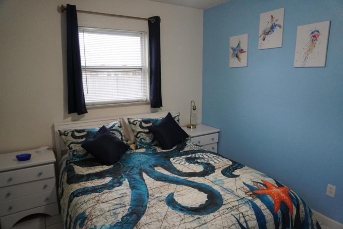 House Of Blues-3 Bedrooms+gameroom