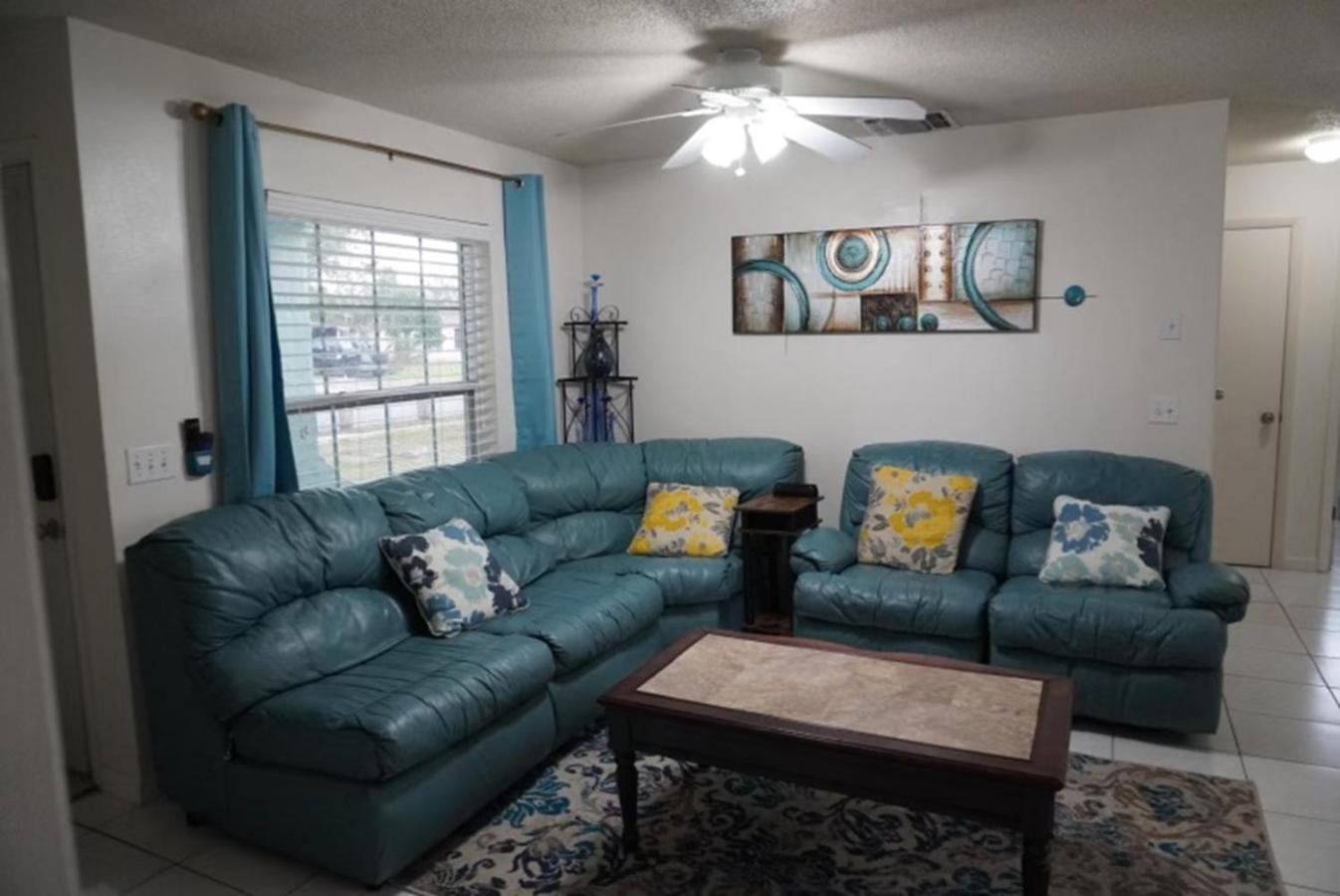 House Of Blues-3 Bedrooms+gameroom Holiday home Orlando