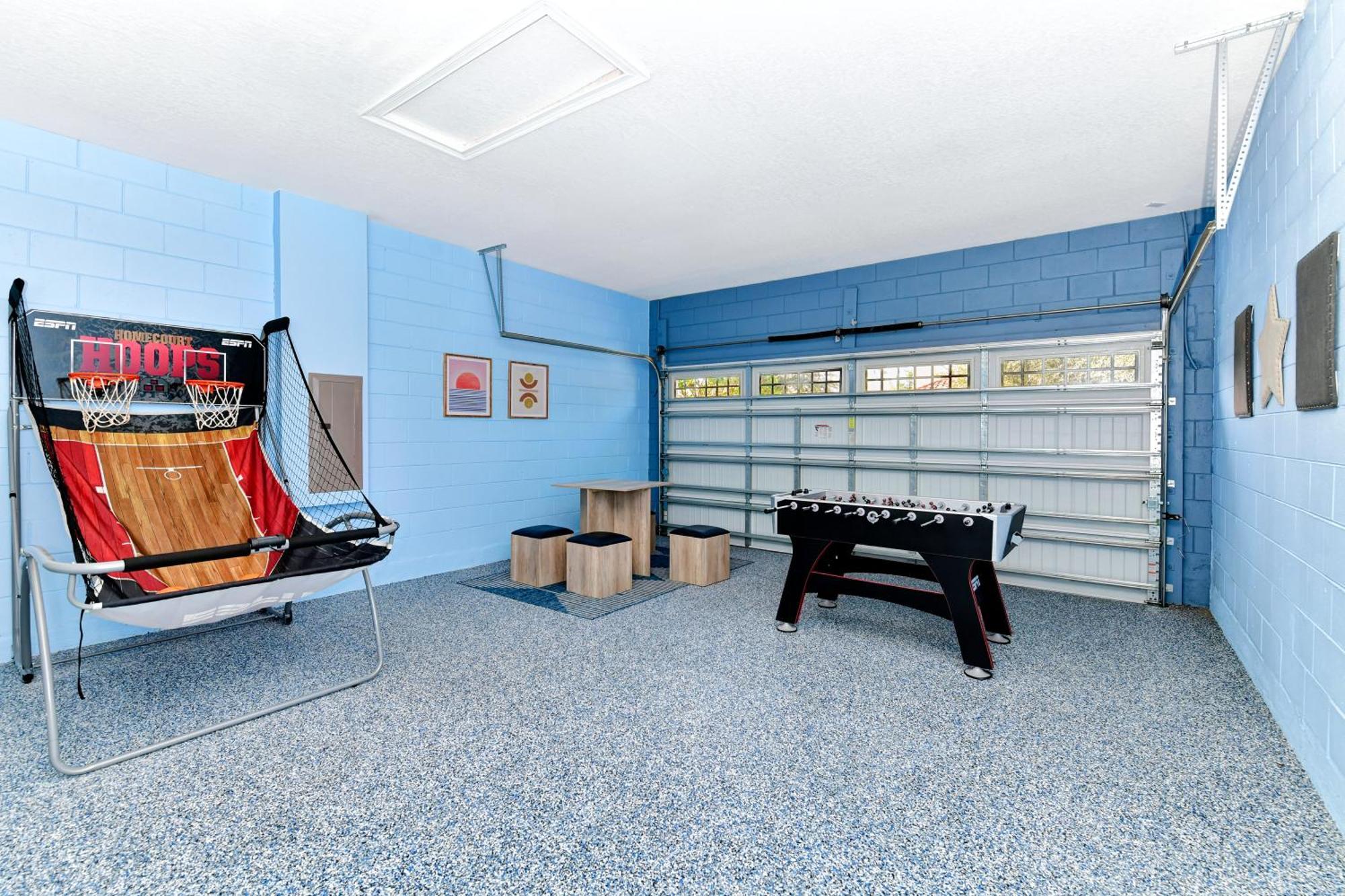 Spacious With Private Pool And Game Near With Amenities By Rentyl 660l *