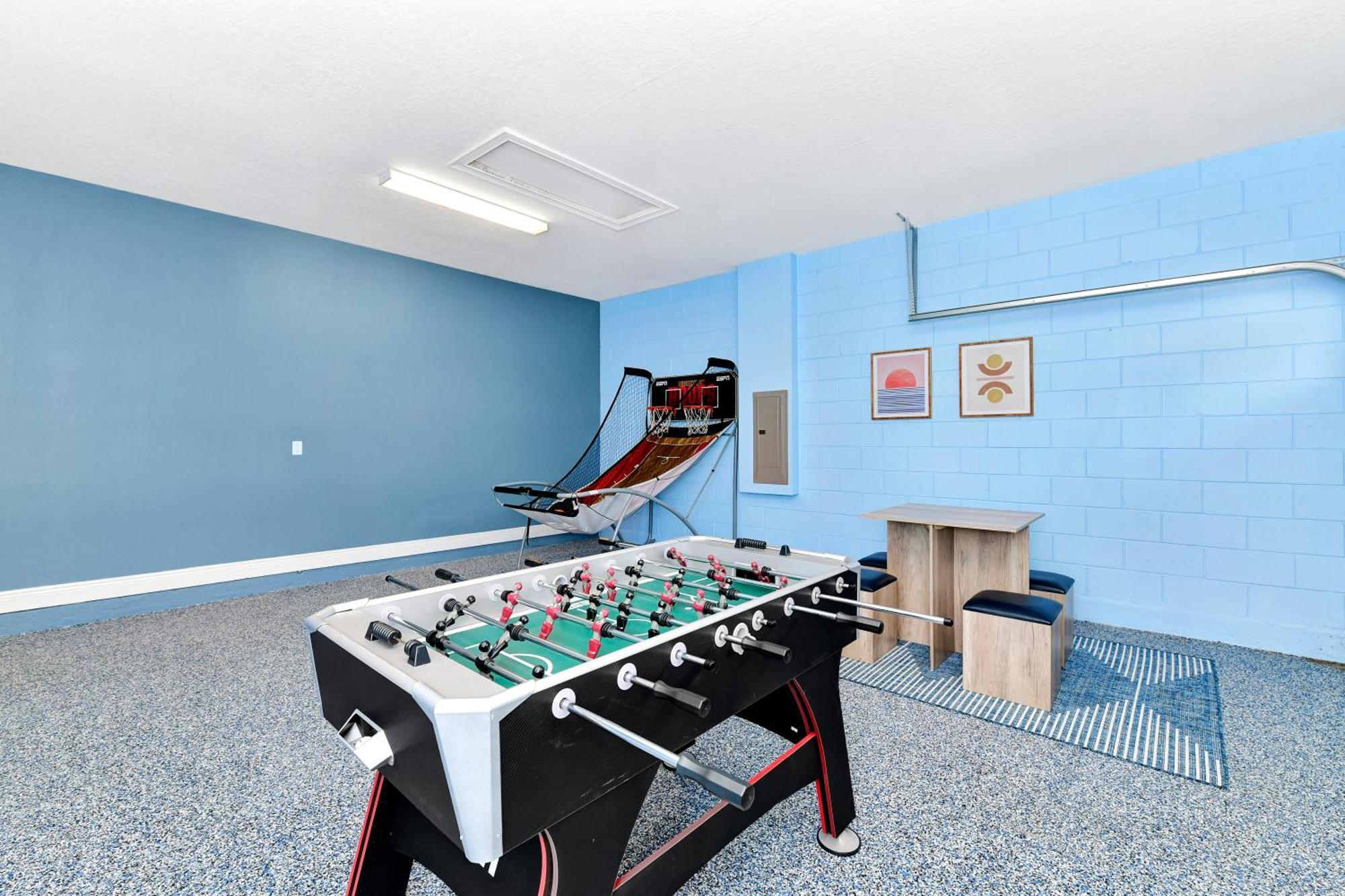 Spacious With Private Pool And Game Near With Amenities By Rentyl 660l Orlando