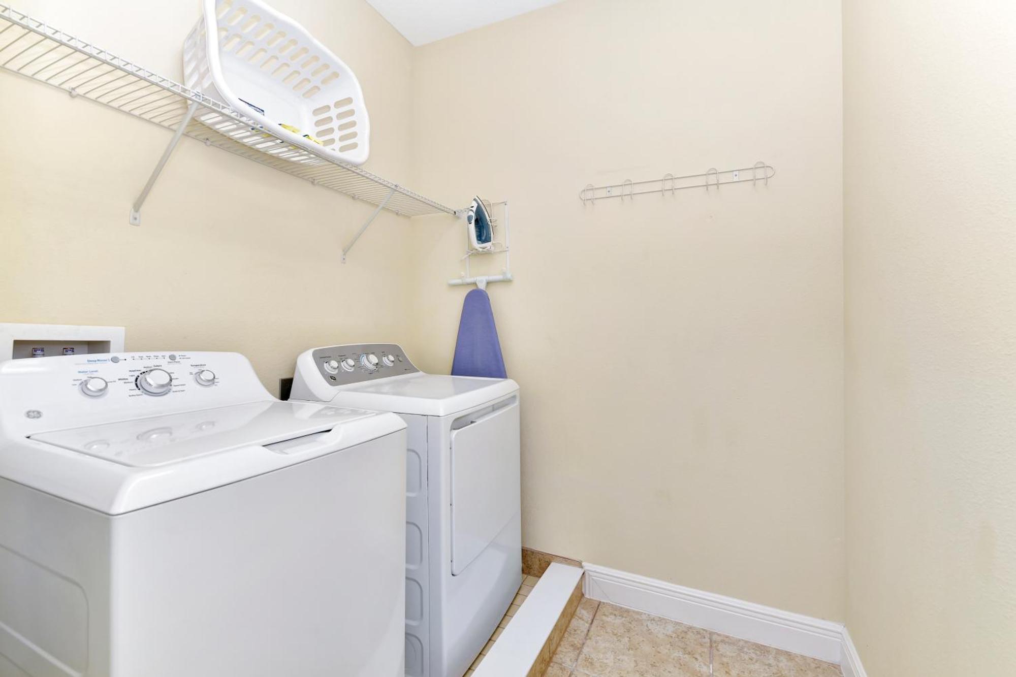 Spacious With Private Pool And Game Near With Amenities By Rentyl 660l *