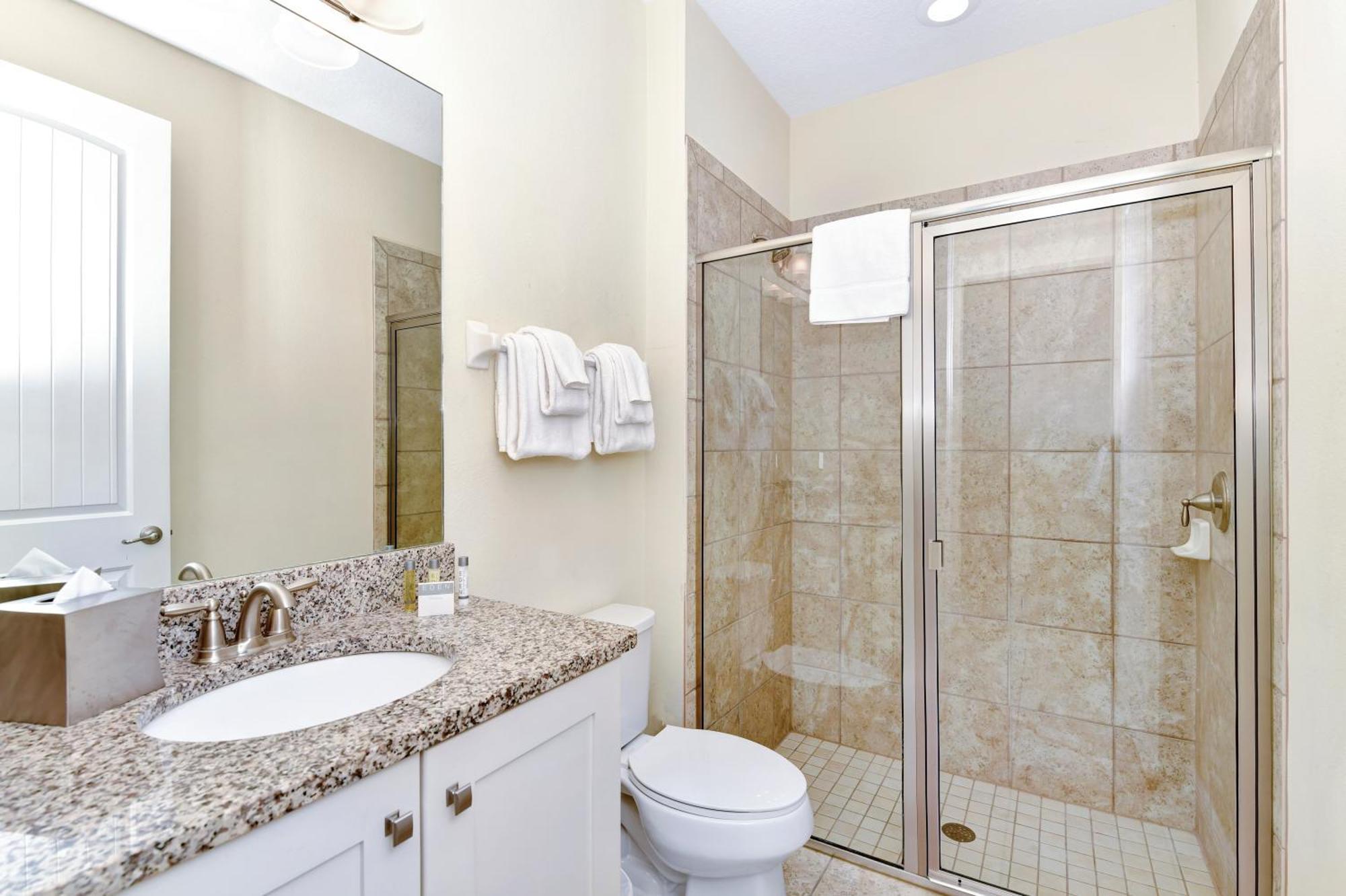 Spacious With Private Pool And Game Near With Amenities By Rentyl 660l Orlando