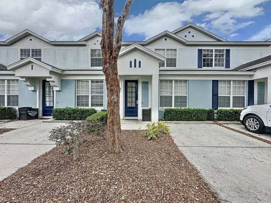 Holiday home Sunnyside Up Gated Style Community Orlando