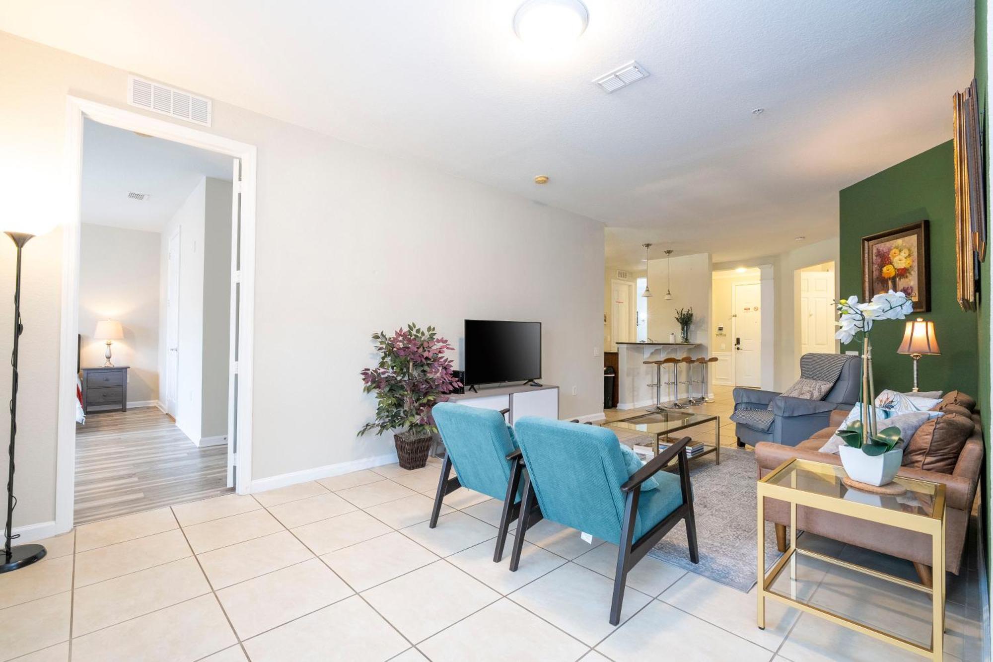 Holiday home Renovated 4br 5min Conv Center *