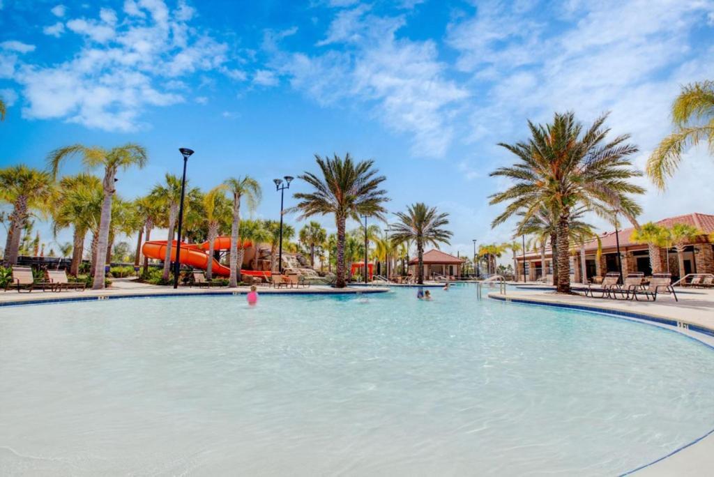6 Bedrooms - 5,5 Bathrooms - Solterra 4193 Od *