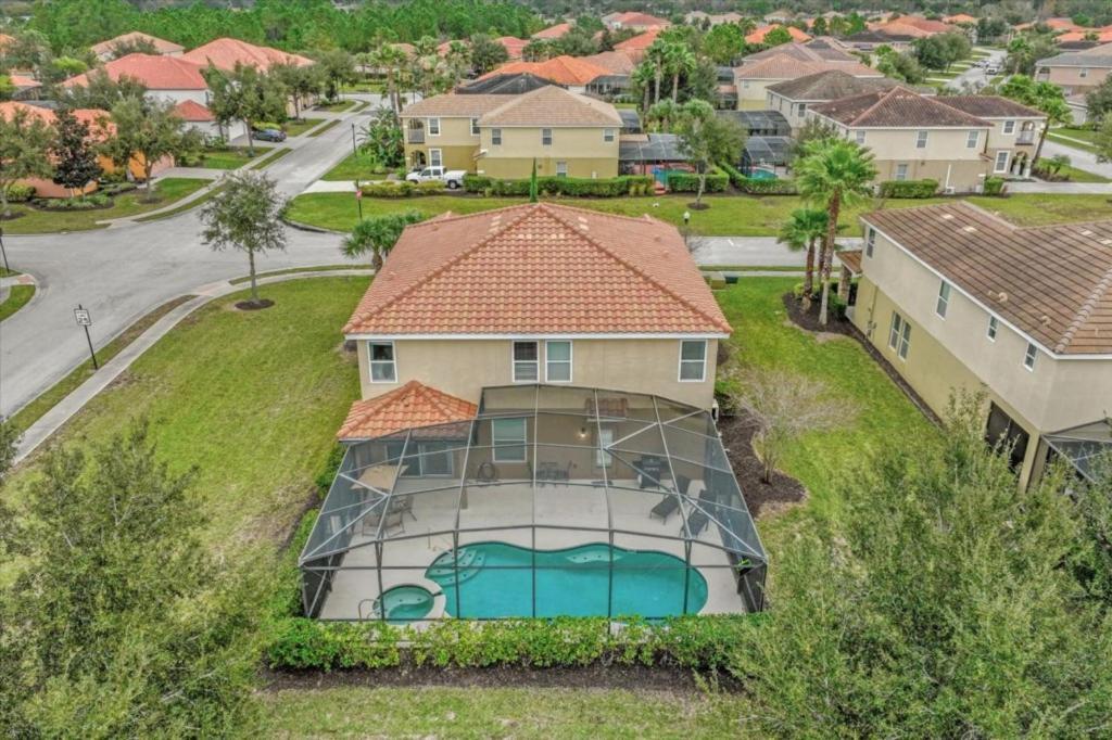 6 Bedrooms - 5,5 Bathrooms - Solterra 4193 Od *