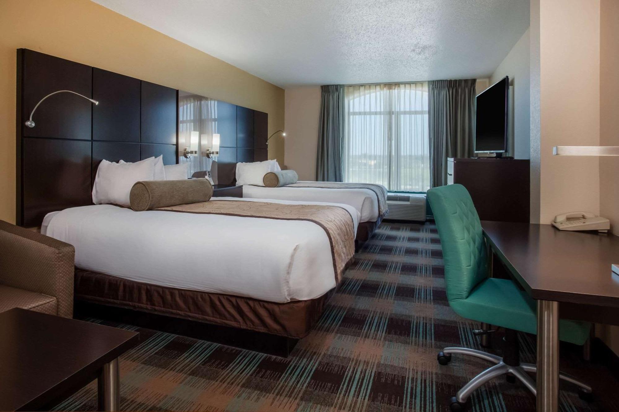 Hotel Wingate By Wyndham - International Airport- Free Hot Breakfast 3*