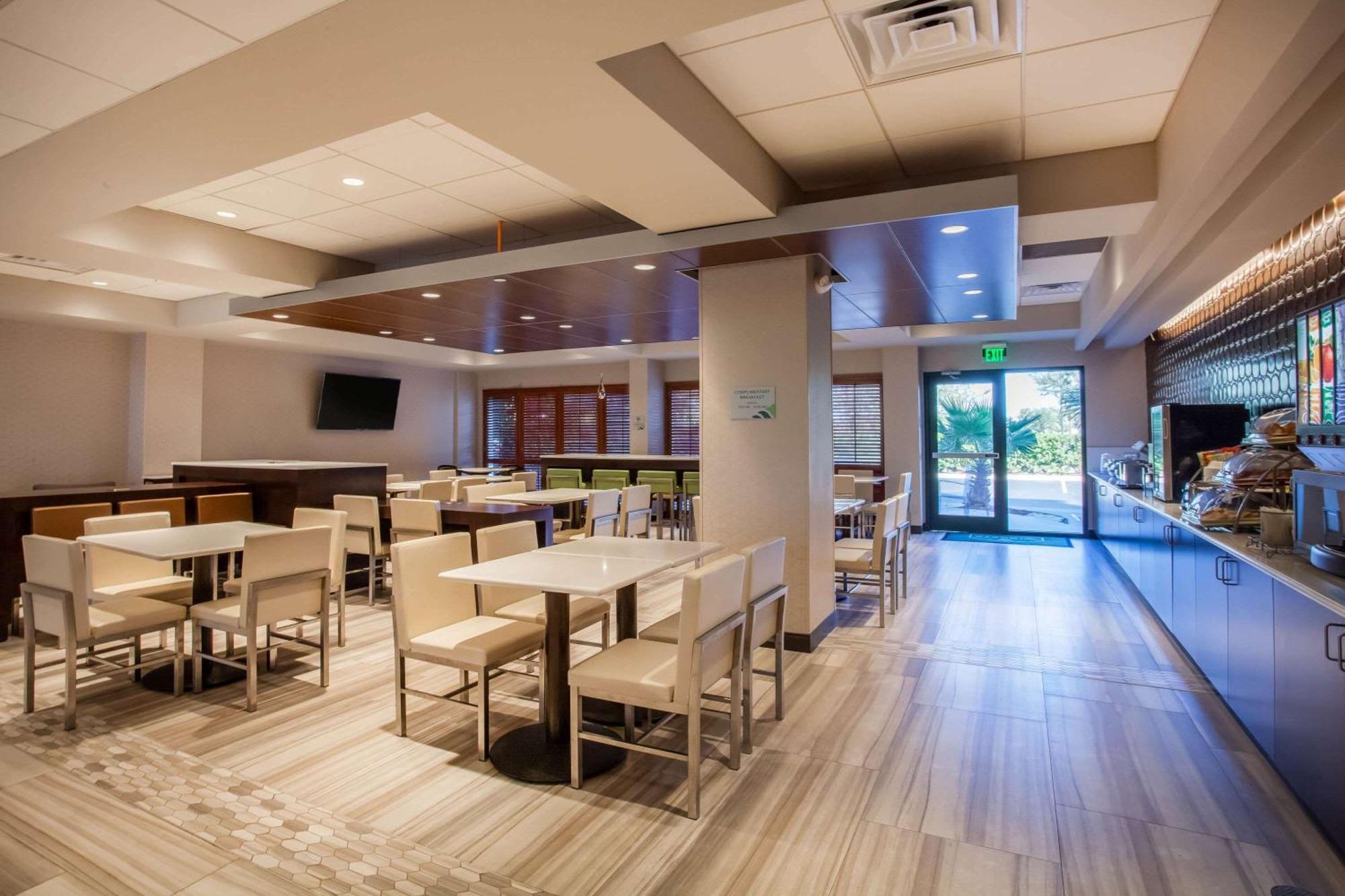 Wingate By Wyndham - International Airport- Free Hot Breakfast Hotel Orlando
