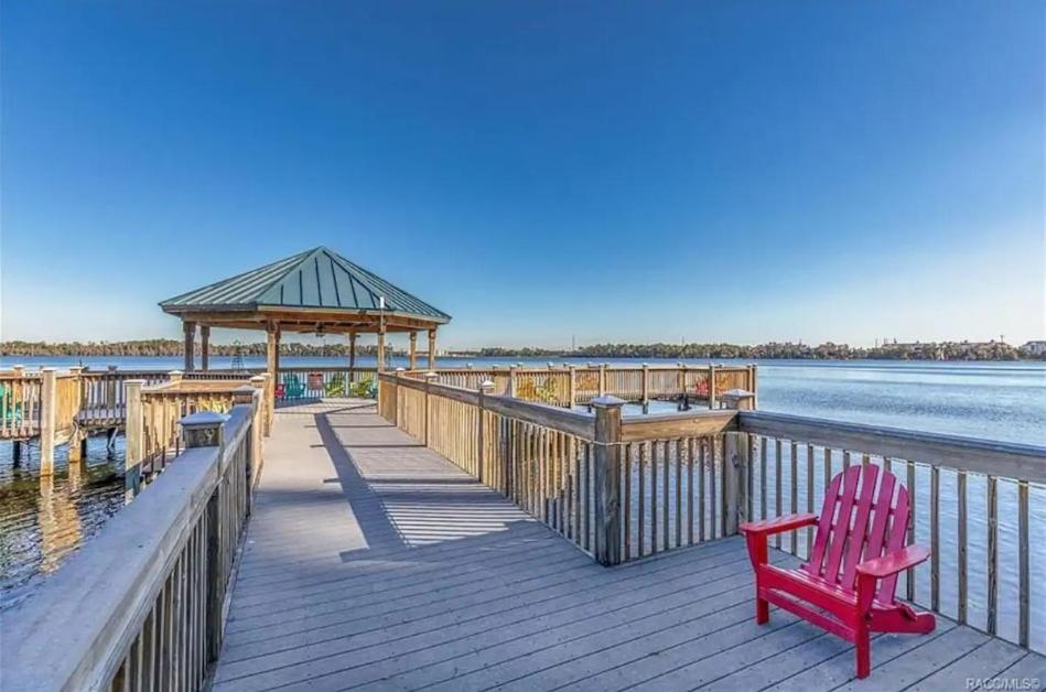 Apartment Big Pool, Stunning Lakeview, Sunrise, # 710 Orlando